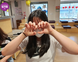 [1번지] 제 손 너~무 이쁘죠!