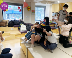 [1번지] 폴라로이드 단체사진 찍는중!